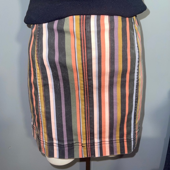 Jolt Multicolor Striped Mini Skirt size 11 size 30 NWT - Picture 1 of 11